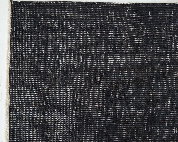 Black Oushak Rug 4' 8" x 8' 5" | No. VR45808