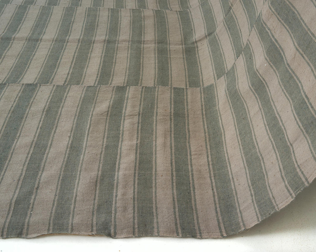 Kilim Rug 6' 4" x 10' 4" | No. VR44809