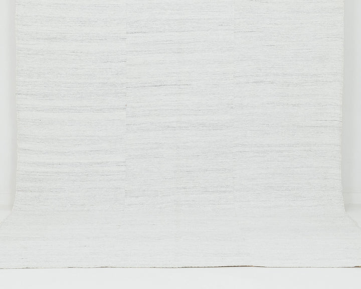 White Kilim Rug 5' 11" x 10' 2" | No. VR88952