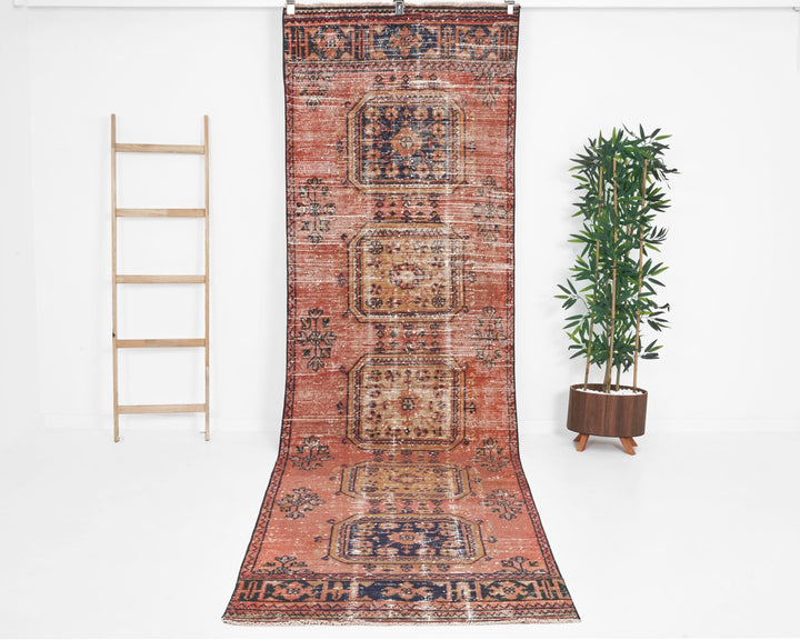 Runner Rug 3' 4" x 11' 6" | No. VR28497