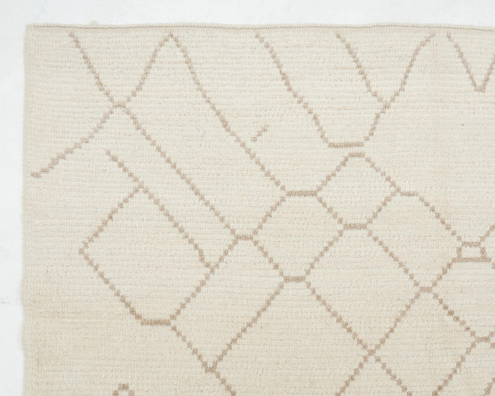 Beige Oushak Rug 6' 9" x 10' | No. VR85509