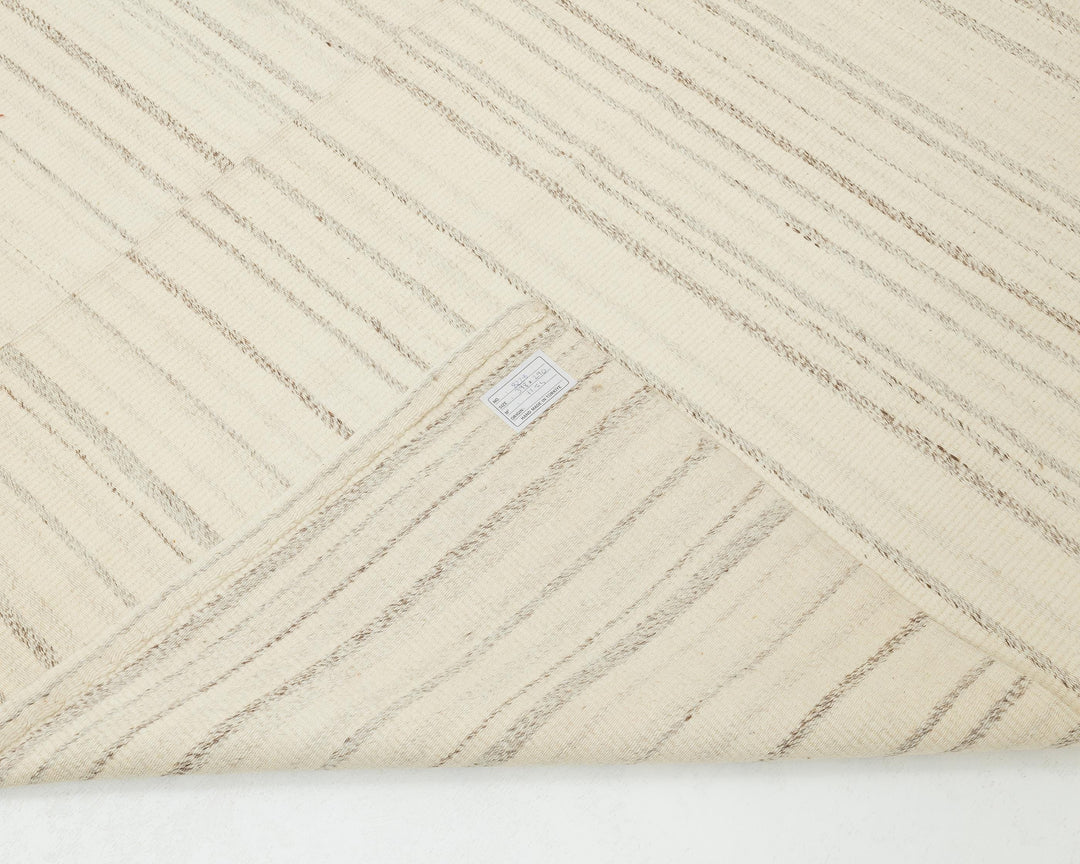 Beige Turkish Kilim Rug 9' 6" x 13' 1" Flat-Weave field