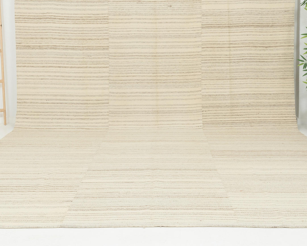 Beige Kilim Rug 12' 10" x 9' 6" | No. VR82913