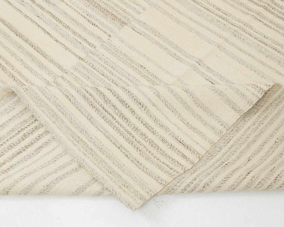 Beige Kilim Rug 12' 10" x 9' 6" | No. VR82913
