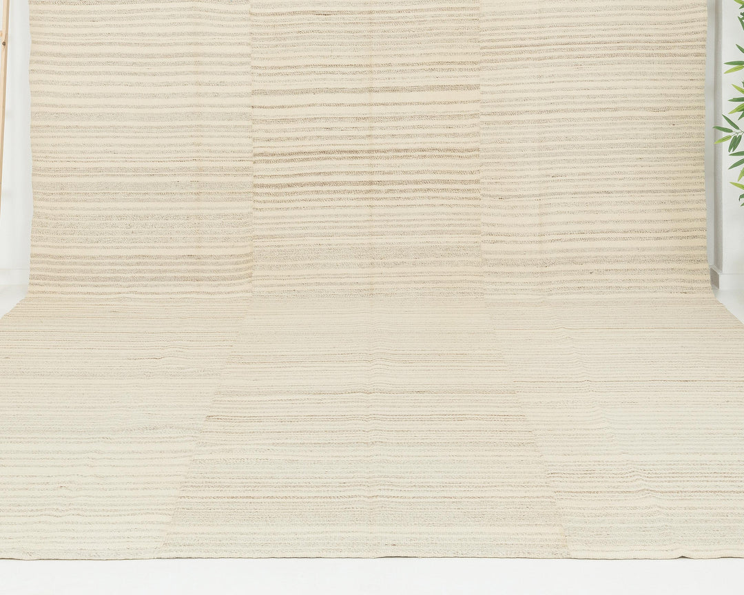 Beige Kilim Rug 10' x 13' | No. VR55240