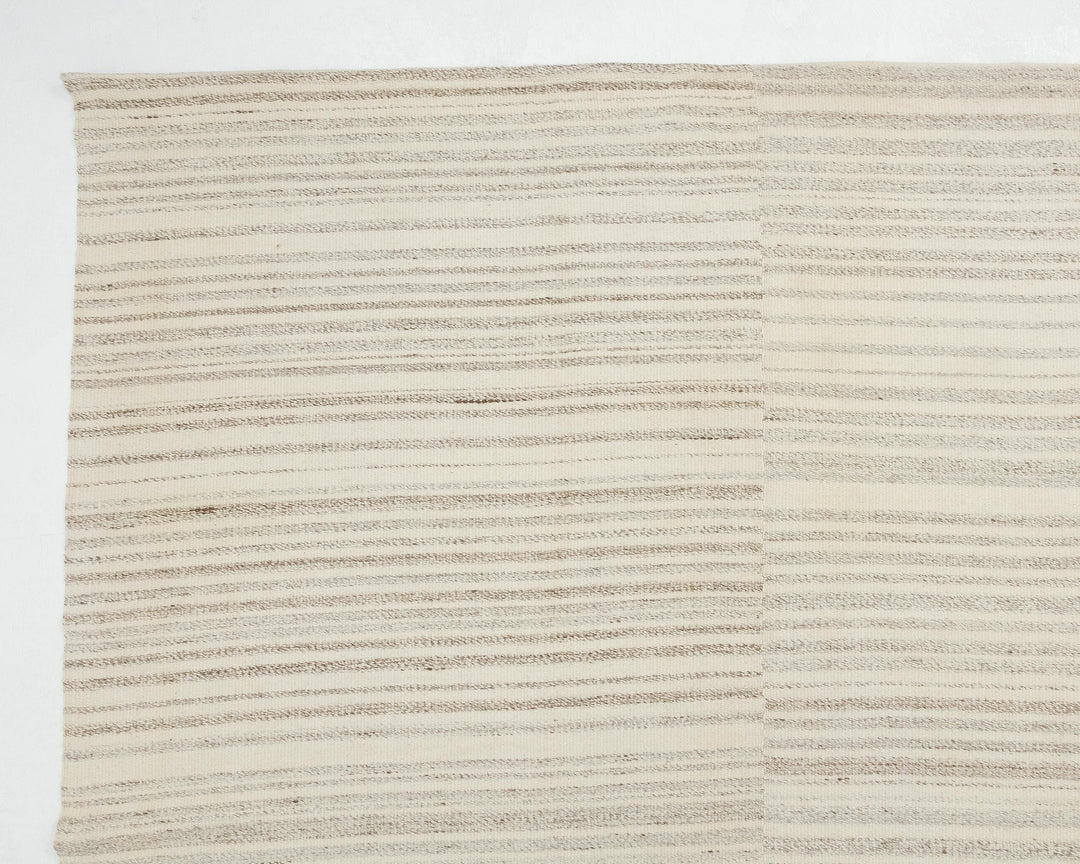 Beige Kilim Rug 13' 7" x 10' 2" | No. VR84033
