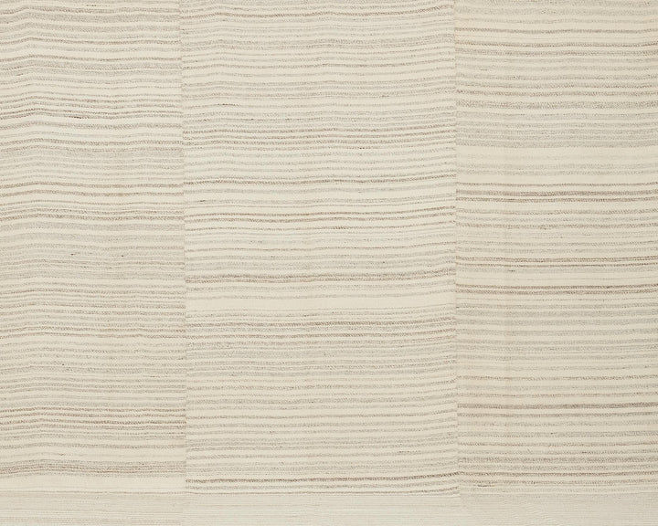 Beige Kilim Rug 10' x 13' 6" | No. VR38724
