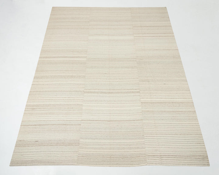 Beige Kilim Rug 10' x 13' 6" | No. VR38724