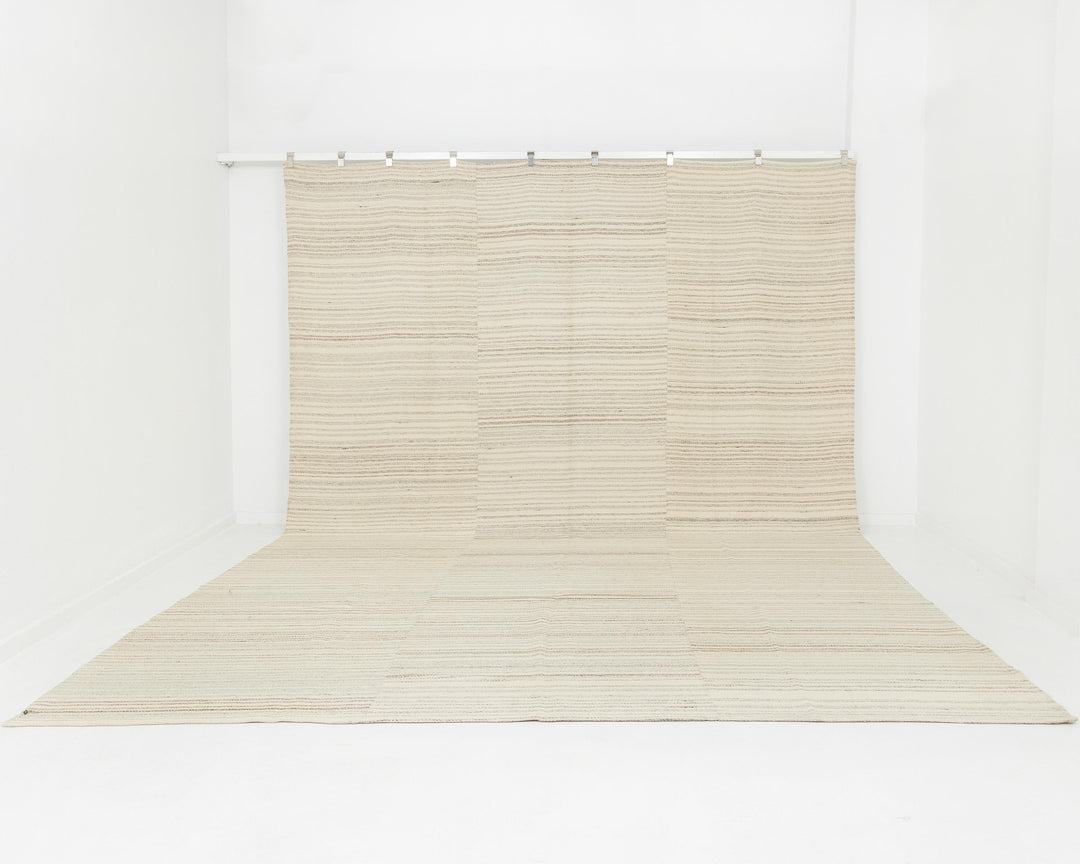 Beige Kilim Rug 10' 2" x 13' 5" | No. VR92908