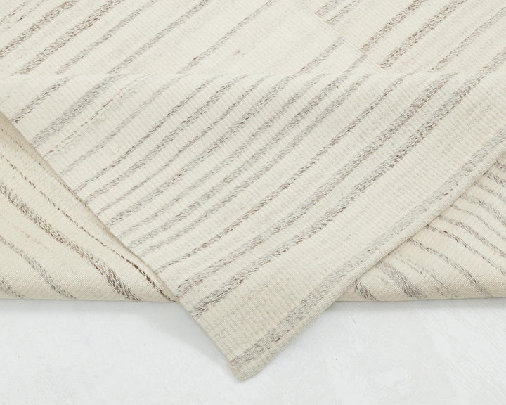 Beige Kilim Rug 10' x 13' 6" | No. VR24679