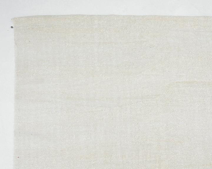 White Kilim Rug 8' 6" x 11' 2" | No. VR16042