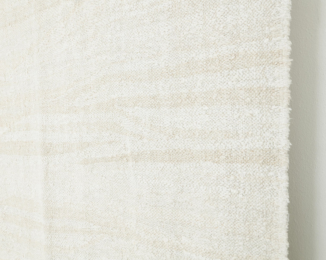 White Kilim Rug 8' 6" x 11' 2" | No. VR16042