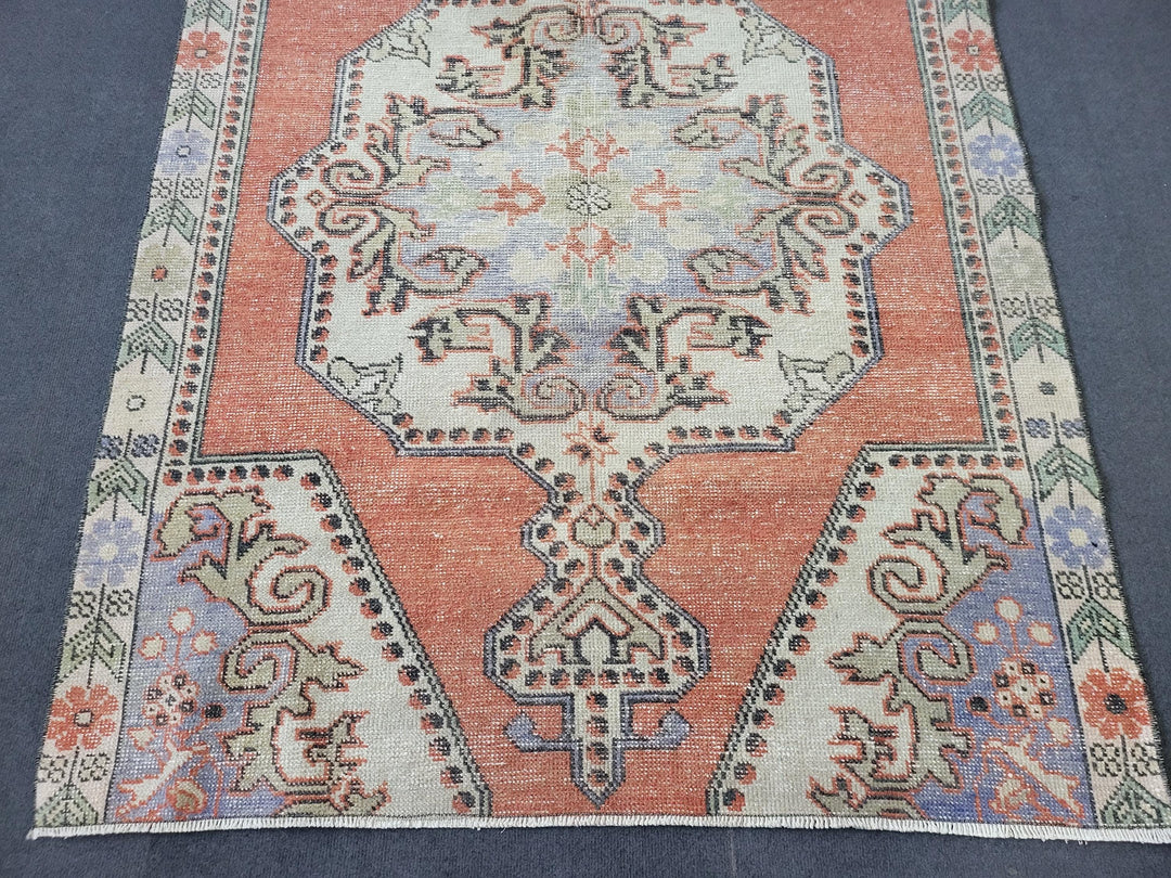 Beige Turkish Oushak Rug 4' 4" x 5' 10" Hand-Knotted | No. WR54304