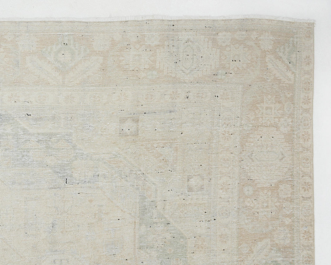 Beige Oushak Rug 9' 6" x 12' 2" | No. VR57867