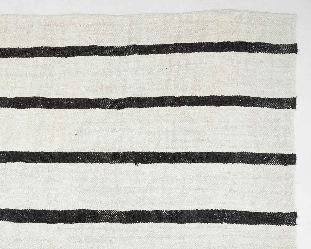 Black Kilim Rug 8' 10" x 11' 6" | No. VR16512