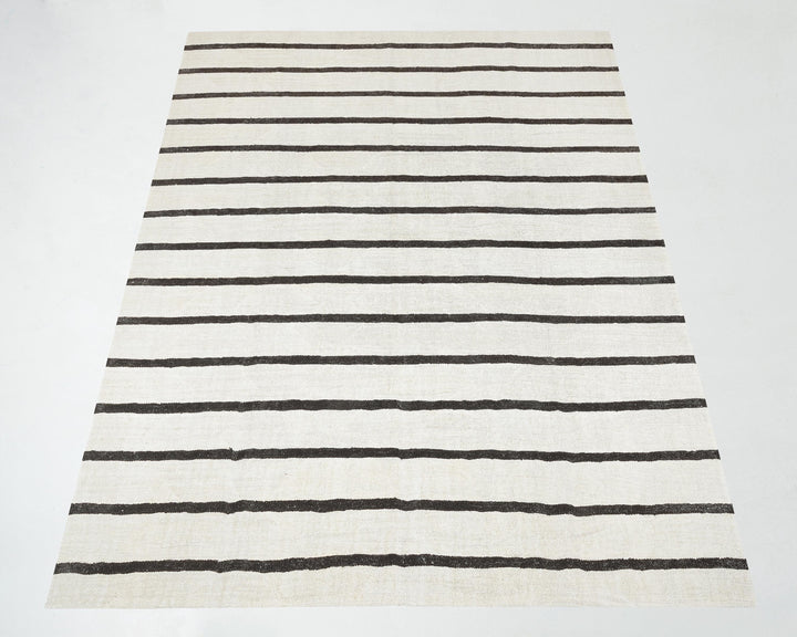 Black Kilim Rug 8' 10" x 11' 6" | No. VR16512