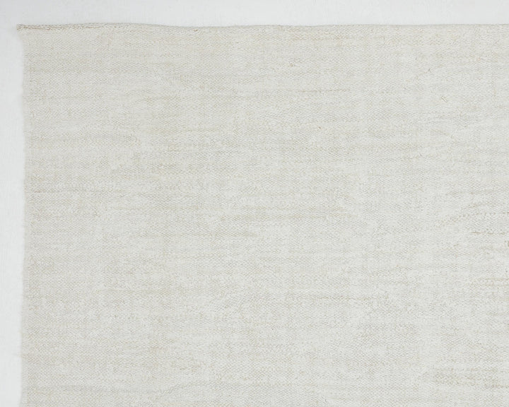 Ivory Kilim Rug 8' 10" x 11' 10" | No. VR58167