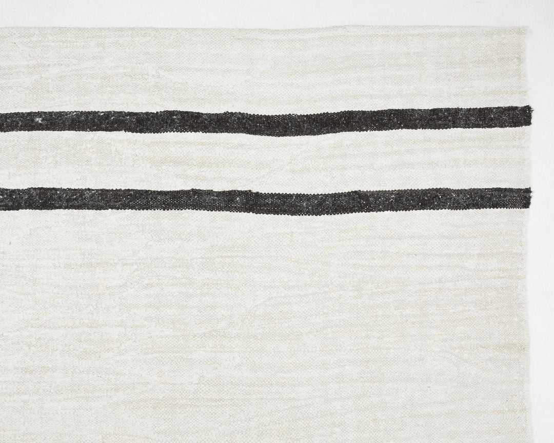 White Kilim Rug 9' x 11' 8" | No. VR69805