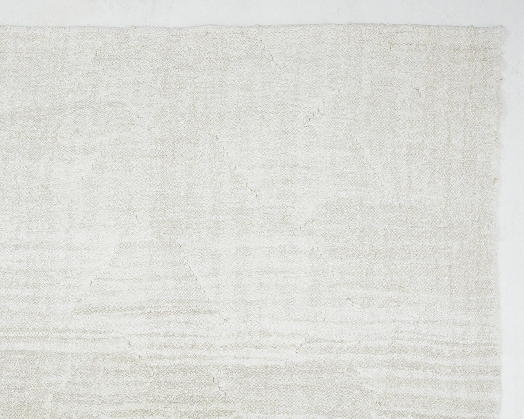 White Kilim Rug 9' 1" x 11' 7" | No. VR83571