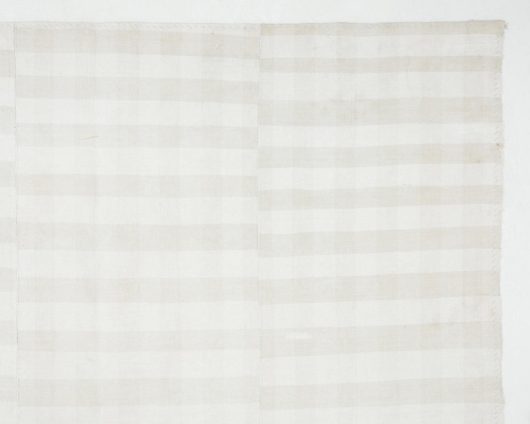 Neutral Kilim Rug 8' 7" x 11' 5" | No. VR13570