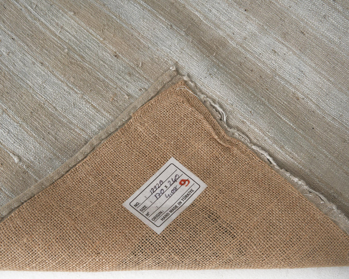 Neutral Kilim Rug 5' 7" x 7' 11" | No. VR63032