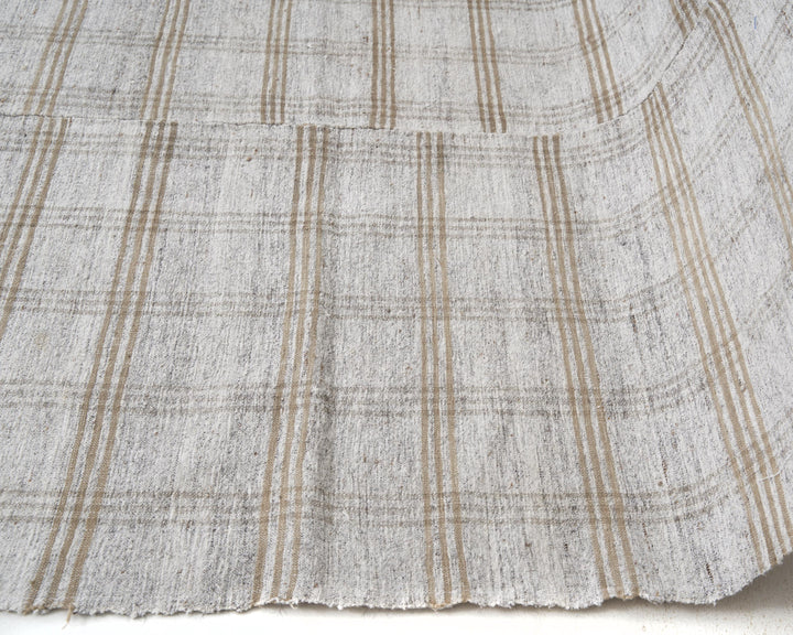 Gray Kilim Rug 6' 4" x 9' 10" | No. VR18451