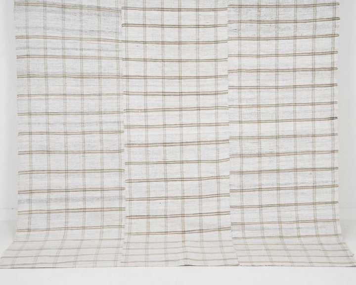 Gray Kilim Rug 5' 6" x 7' 10" | No. VR74175