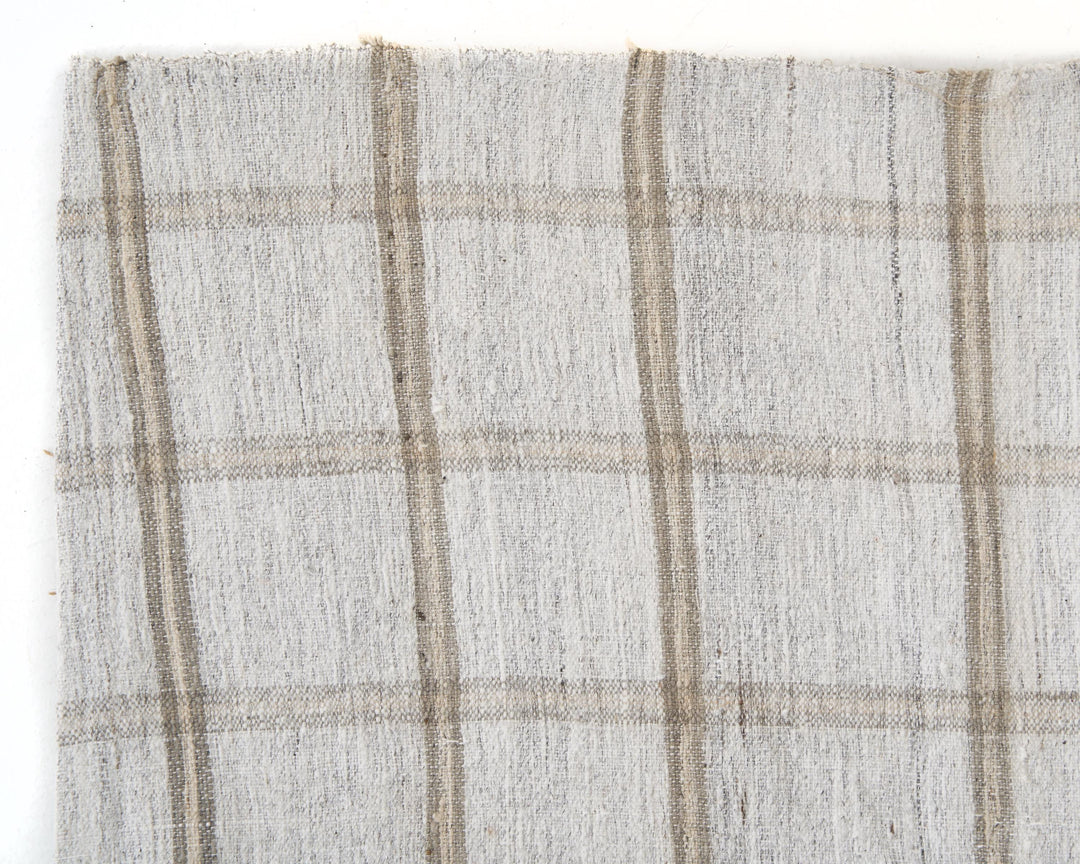 Gray Kilim Rug 5' 6" x 7' 10" | No. VR74175