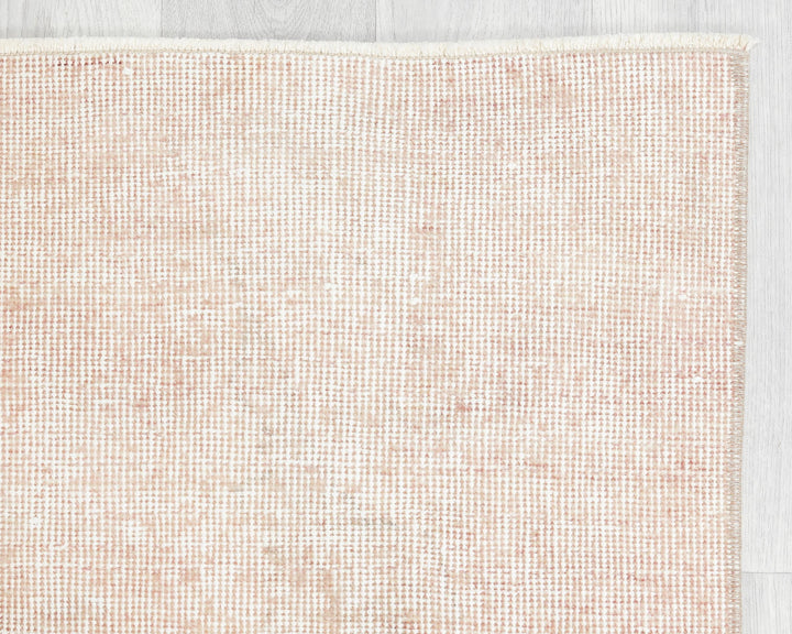 Neutral Runner Rug 2' 6" x 7' 5" | No. VR45362