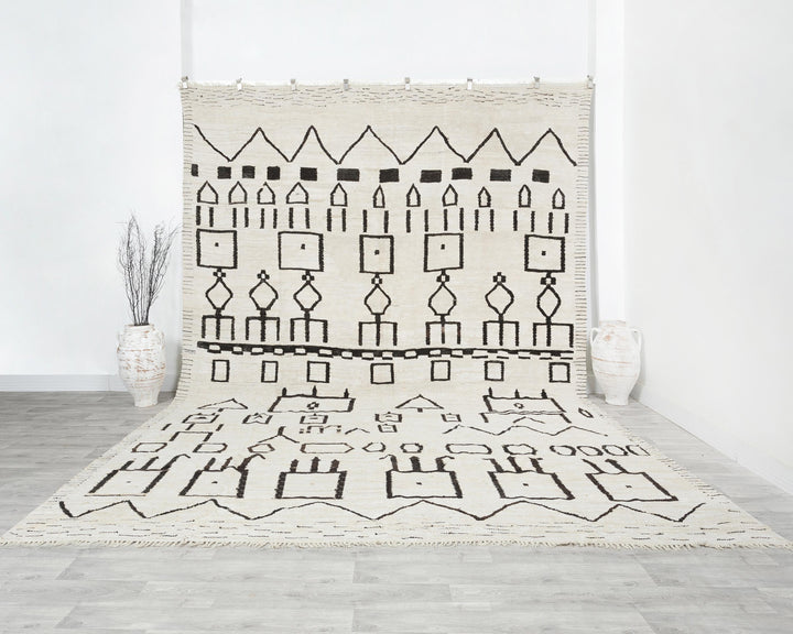 Black Kilim Rug 9' 10" x 12' 1" | No. VR19506