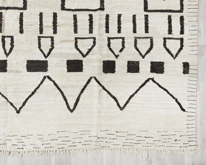 Black Kilim Rug 9' 10" x 12' 1" | No. VR19506