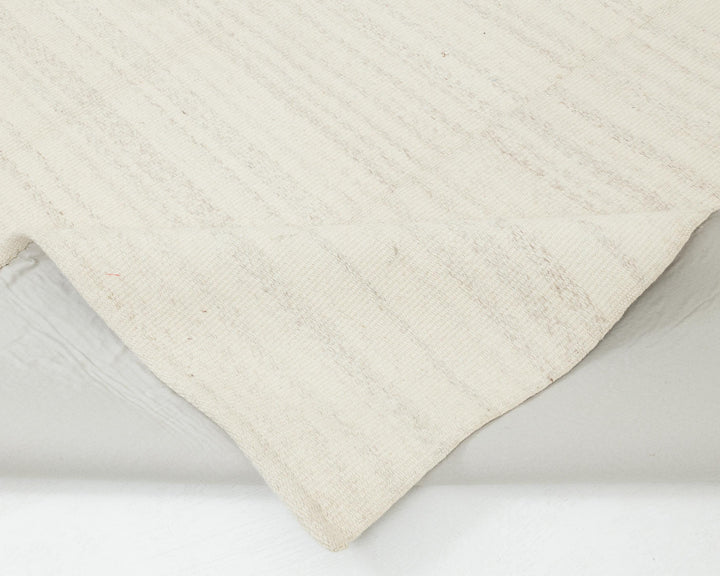 Beige Kilim Rug 9' 4" x 12' 8" | No. VR61868
