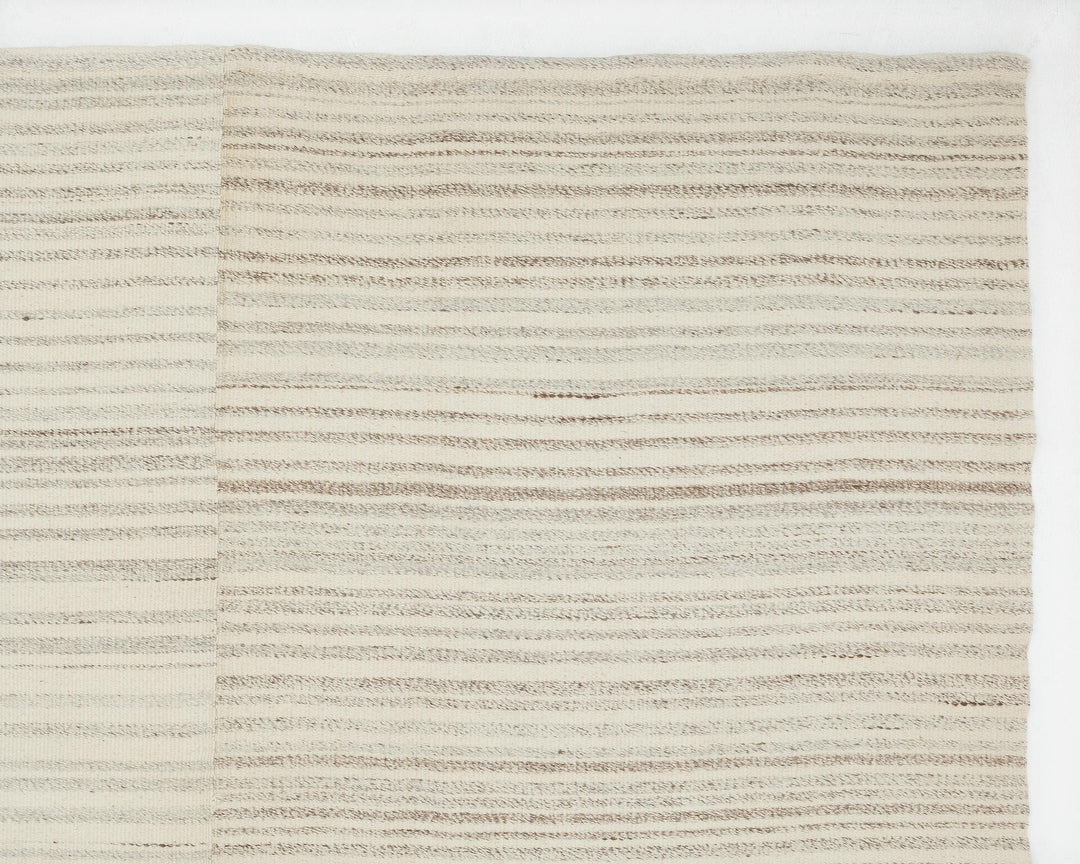 Kilim Rug 9' 6" x 11' 7" | No. VR95426