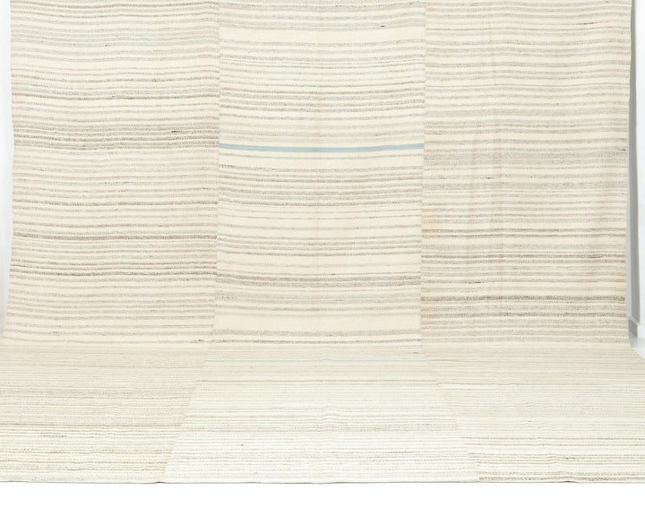 Kilim Rug 9' 6" x 11' 7" | No. VR95426