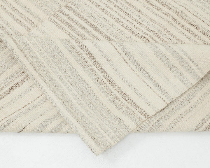 Beige Kilim Rug 9' 4" x 13' 5" | No. VR71404