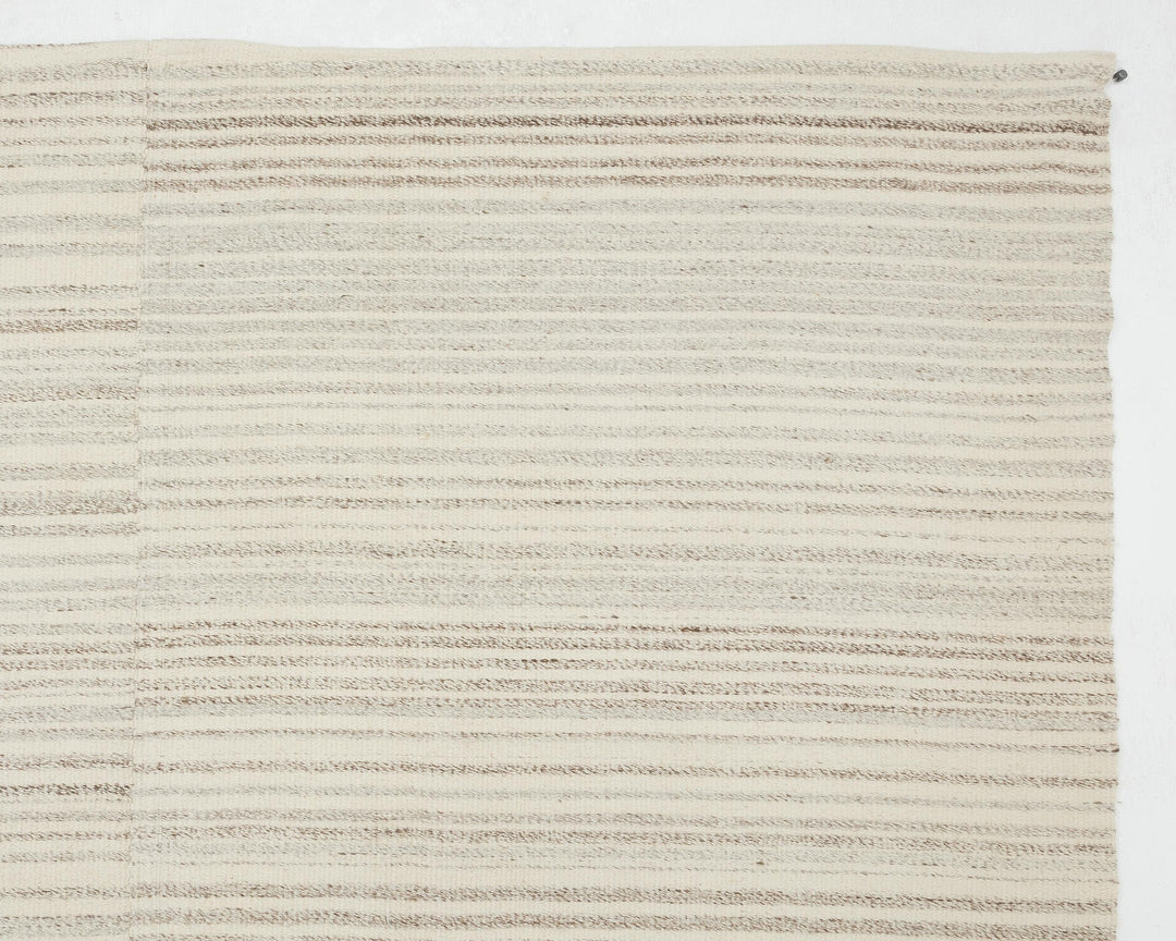 Beige Kilim Rug 10' 2" x 13' 5" | No. VR92908