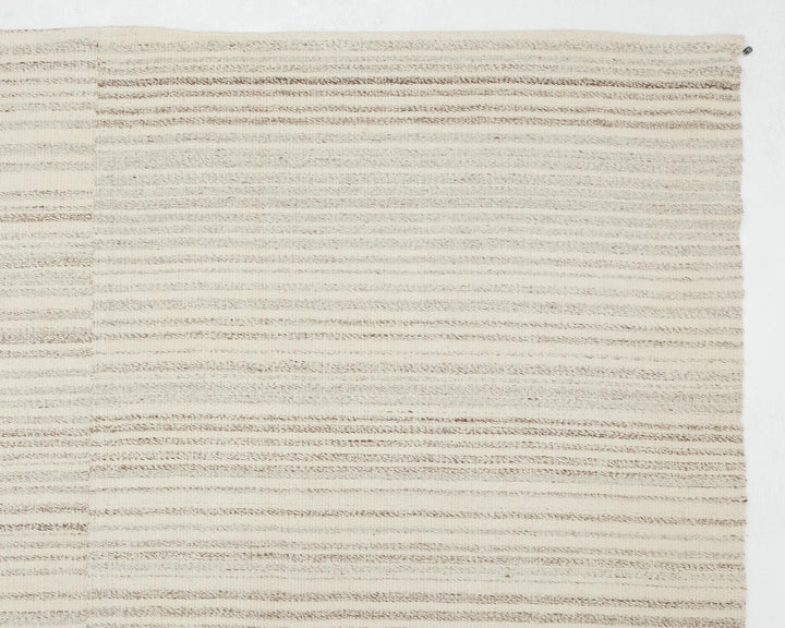 Beige Kilim Rug 10' 2" x 13' 5" | No. VR92908