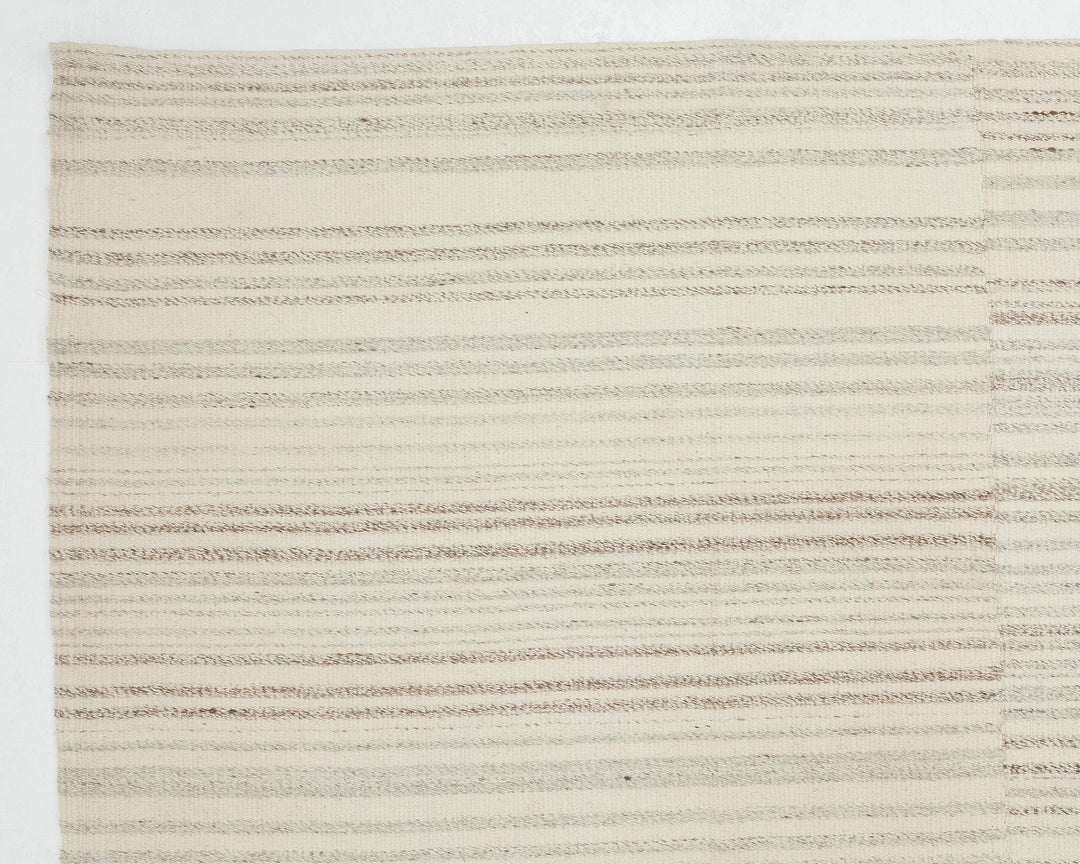 Beige Kilim Rug 10' 2" x 13' 5" | No. VR92908