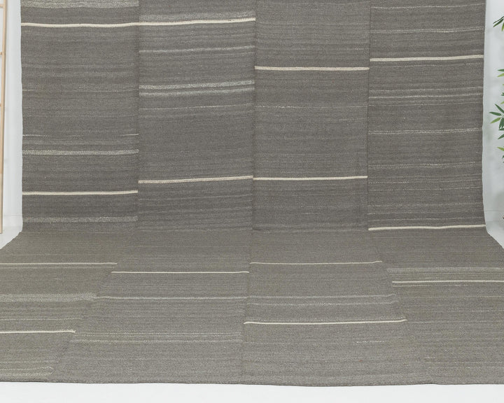 Gray Kilim Rug 9' 5" x 12' 10" | No. VR64987