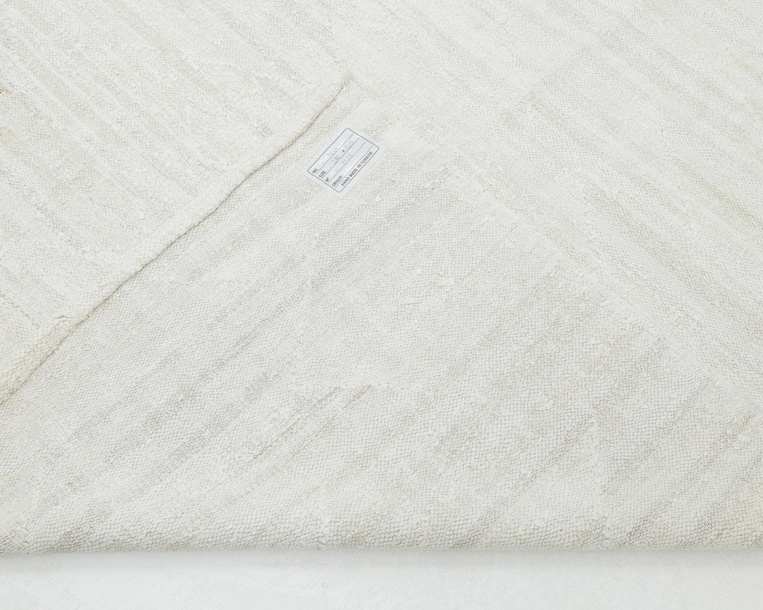 White Kilim Rug 12' 6" x 9' 11" | No. VR38835