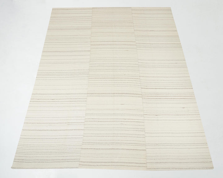 Beige Kilim Rug 10' x 13' 6" | No. VR24679