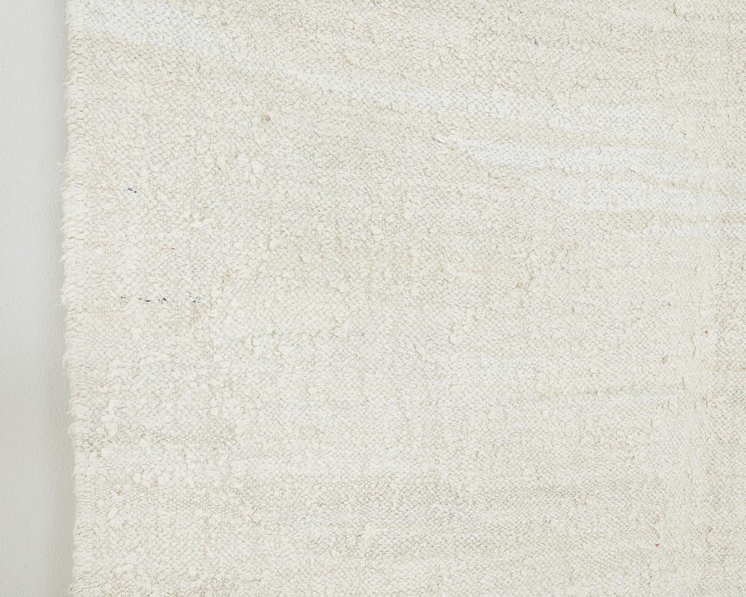 White Kilim Rug 10' 2" x 12' 6" | No. VR32125