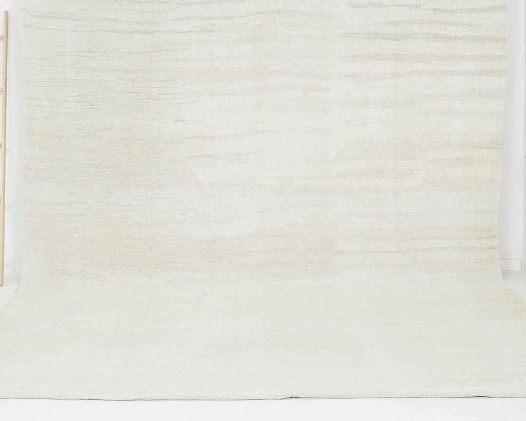 Ivory Kilim Rug 8' 10" x 11' 4" | No. VR93237