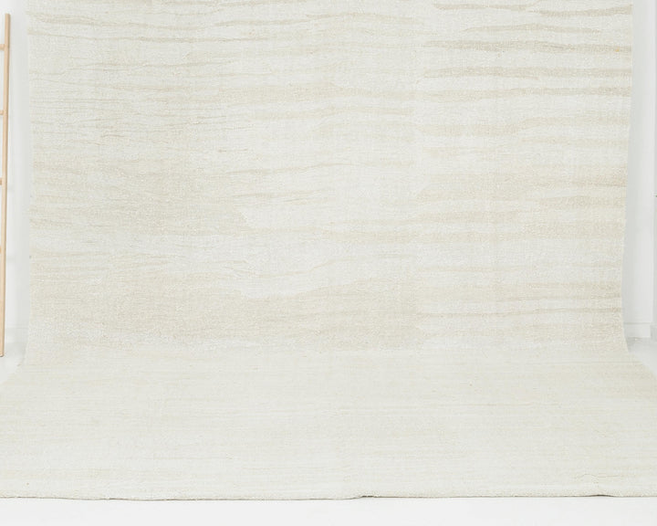 Ivory Kilim Rug 8' 10" x 11' 4" | No. VR93237