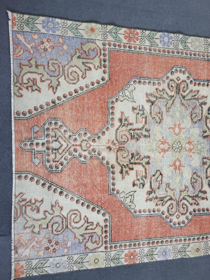 Beige Turkish Oushak Rug 4' 4" x 5' 10" Hand-Knotted | No. WR54304