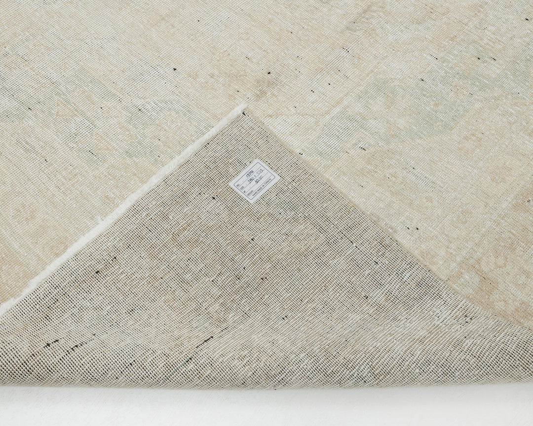 Beige Oushak Rug 9' 6" x 12' 2" | No. VR57867