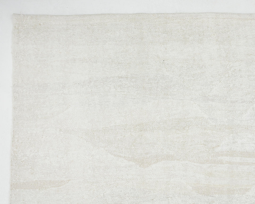 White Kilim Rug 9' 10" x 12' 1" | No. VR37923
