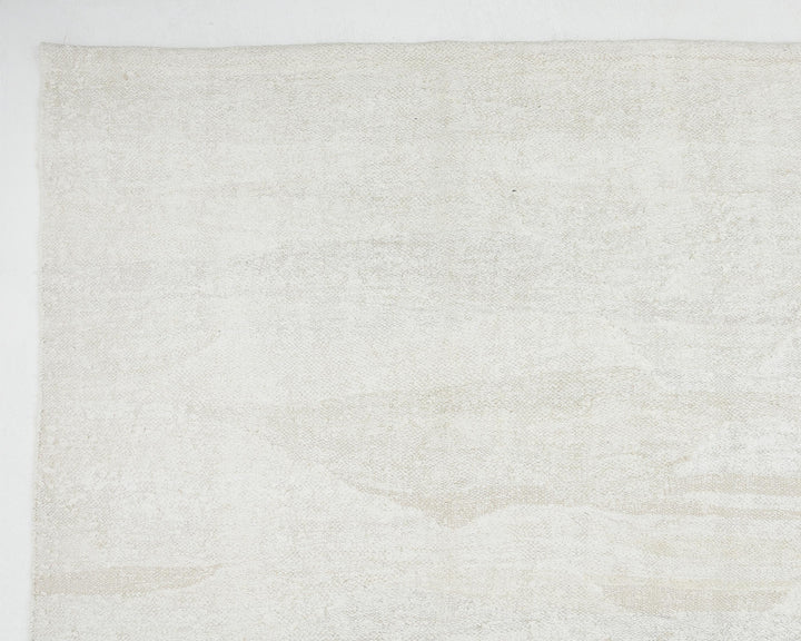 White Kilim Rug 9' 10" x 12' 1" | No. VR37923