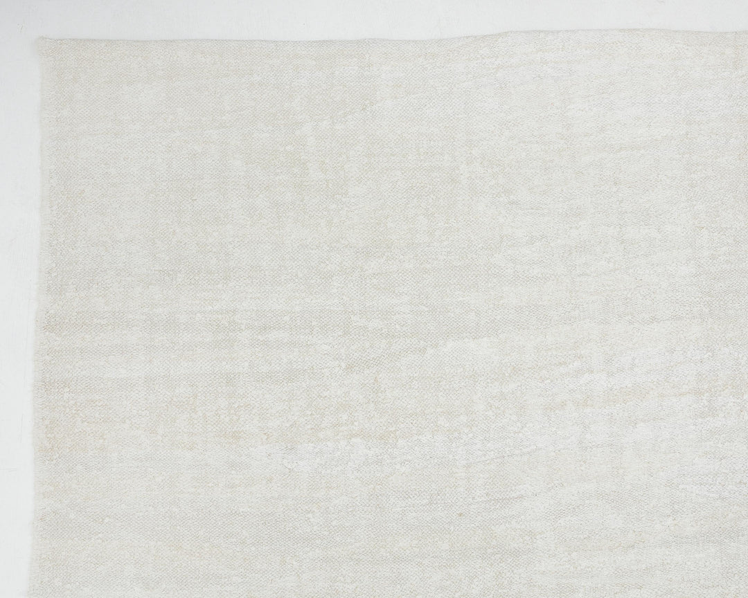 White Kilim Rug 9' 6" x 12' 1" | No. VR23856