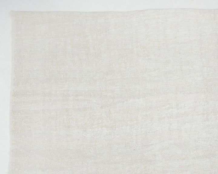 White Kilim Rug 9' 6" x 12' 1" | No. VR23856